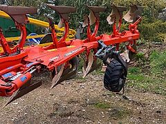 Kuhn Vari-Master 123 Plough