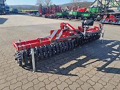 DA Landtechnik Aragon 4,0-6,0m Prismenpacker Frontpacker