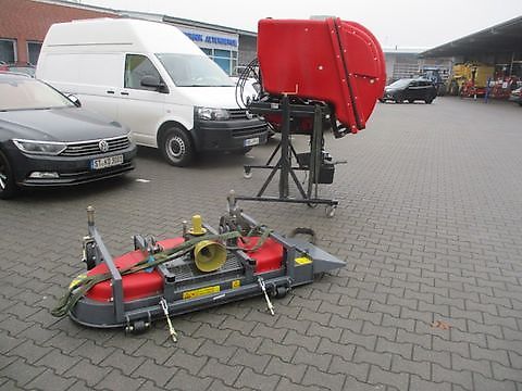 Matev Materialaufnahmegerät + Mähwerk