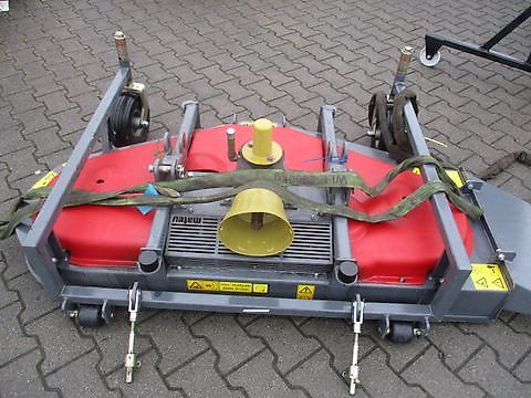 Matev Materialaufnahmegerät + Mähwerk