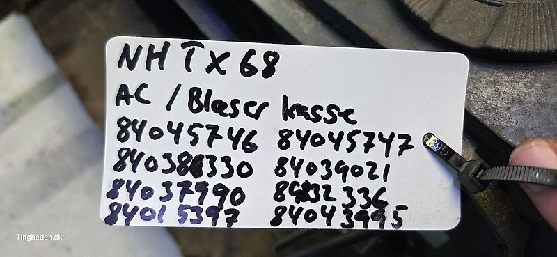 New Holland TX68 (Spare part/Reservedel/Ersatzteil)