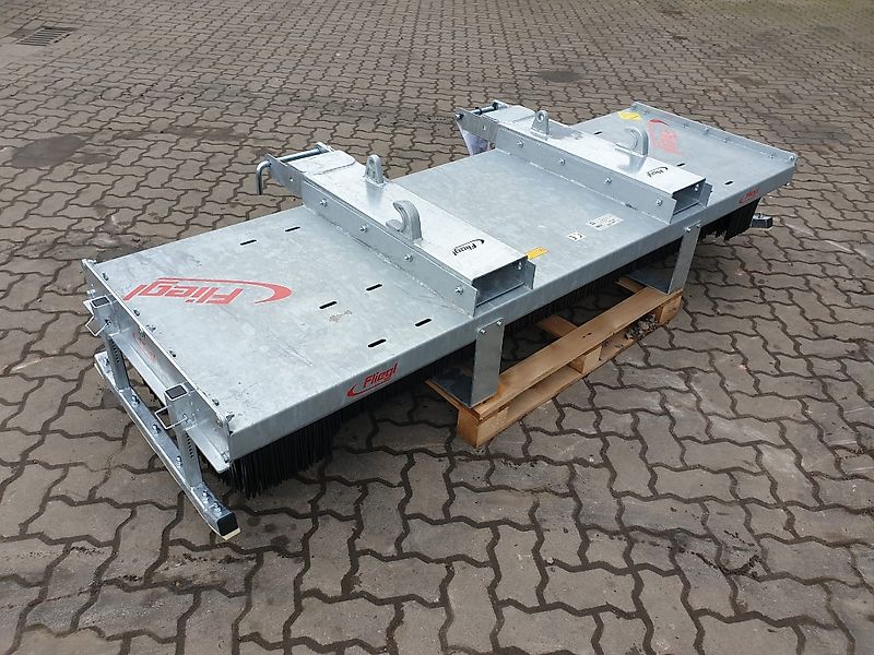 Fliegl Kehrbesen Löwe 1,50m*