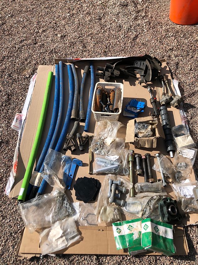 Lemken Solitär 9 und Zirkon-Ersatzteilkonvolut, Inhalt s. Fotos, Preis für alle abgebildeten Teile zusammen