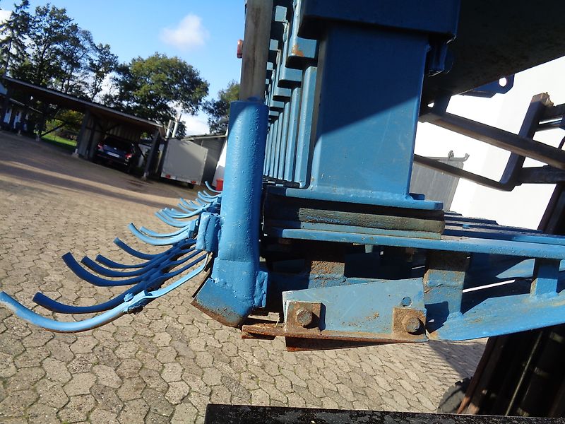 Köckerling Köckerling Herbamat 250cm 30 Reihen 8,3cm Reihenabstand Transportbreite 2,75m Schlitzdrille Nachsaatgerät Direktsaatgerät nicht Vredo Moore Uni Drill Eurogrenn Direksaatgerät für Umbruchlose Neuansaat