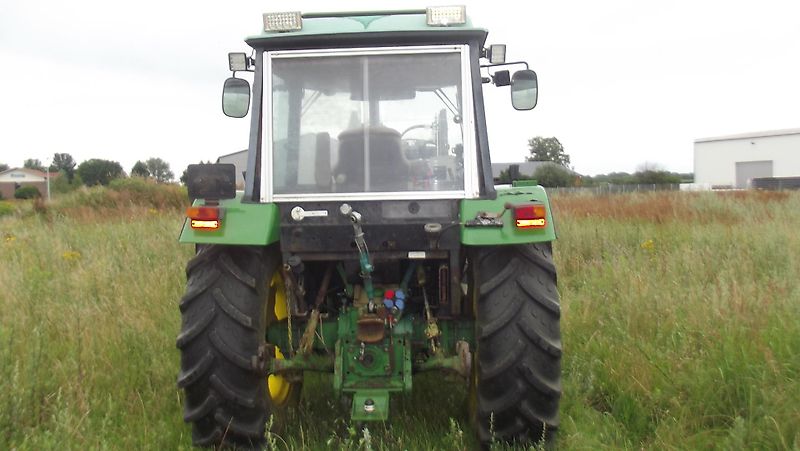 John Deere 2450+ Frontlader