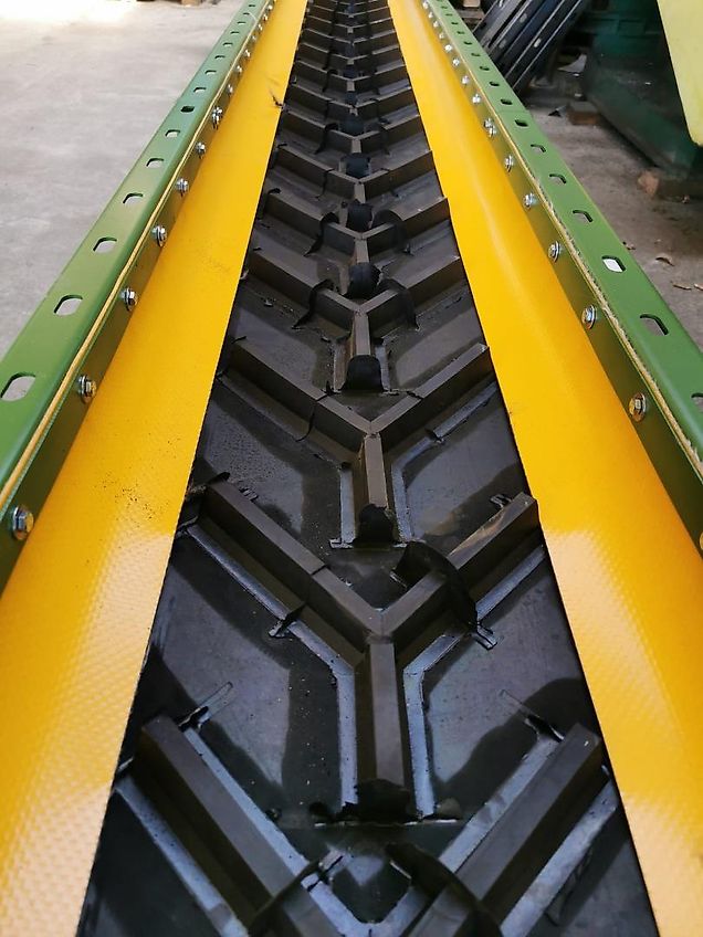 Metal Mania Przenośnik Taśmowy