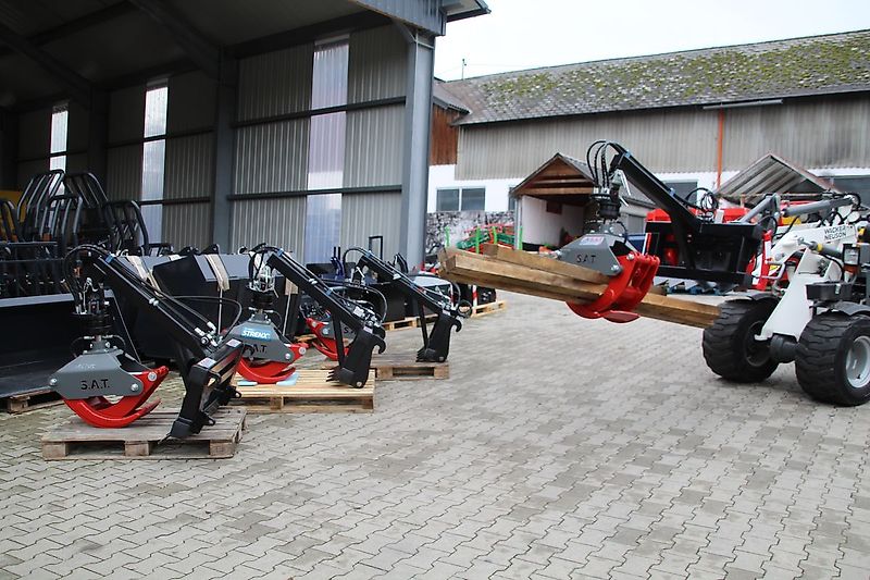 SAT - Rückezange mit Auslegearm - Neumaschine