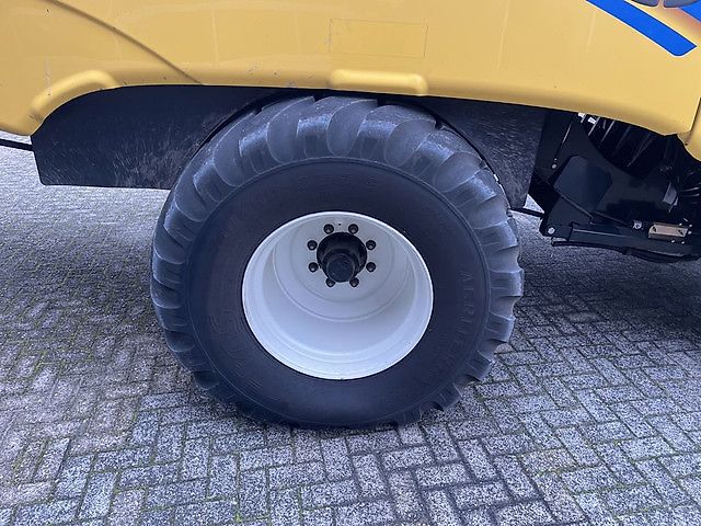 New Holland BB1290 S