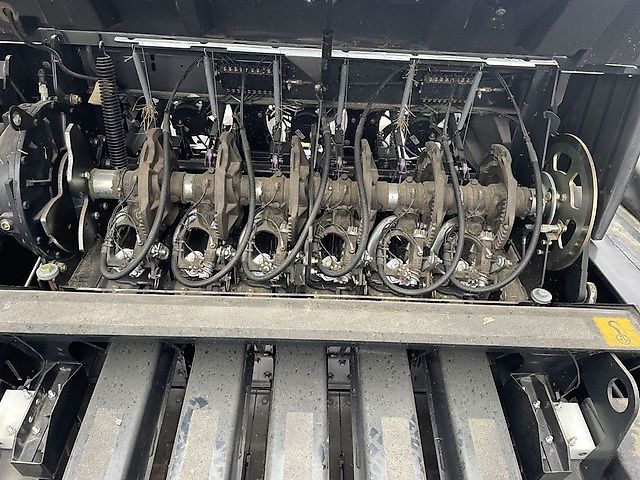 New Holland BB1290 S