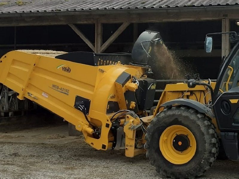VDMJ Einstreumaschine WSB-A210Z Strohverteiler Radlader Teleskoplader