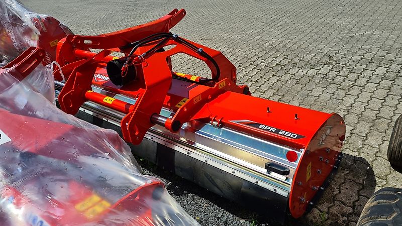 Kuhn BPR 280 Front- + Heckmulcher