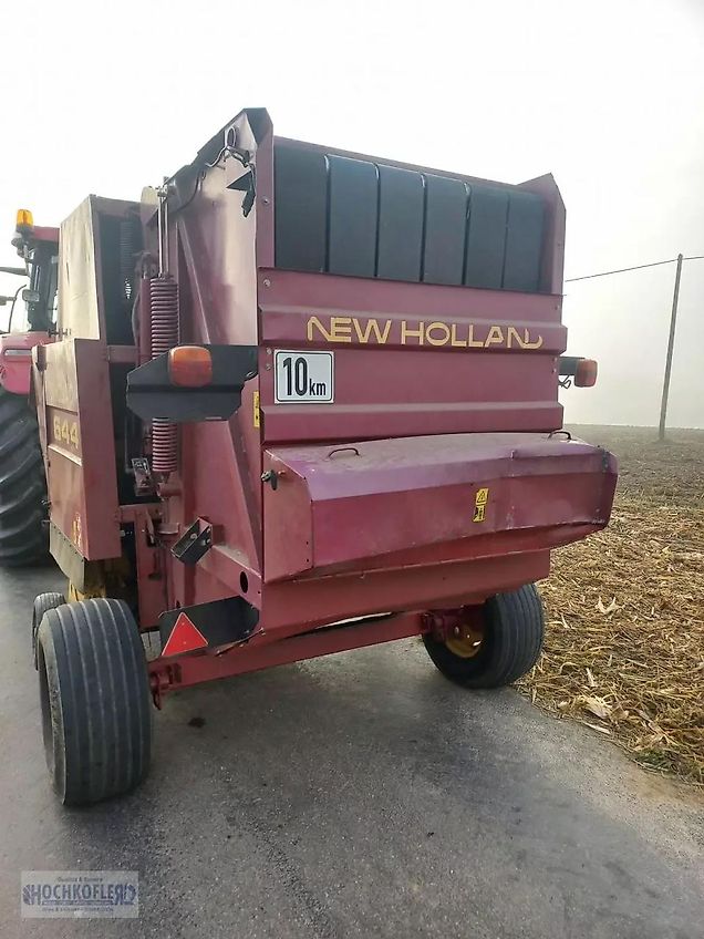 New Holland 644