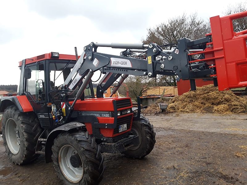 D&D Landtechnika Frontlader fur Case 745 / 844 / Lieferung frei