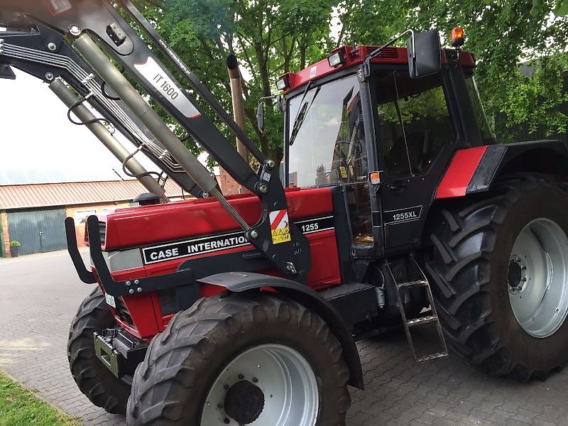 D&D Landtechnika Frontlader fur Case 745 / 844 / Lieferung frei