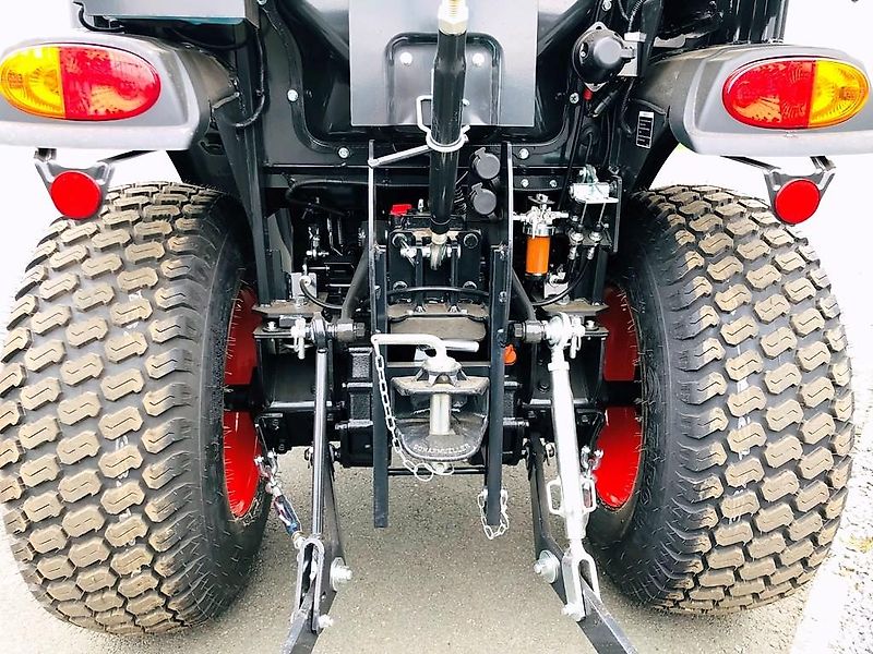 Kioti CX 2510 CH (auch mit Winterdienstpaket als Option lieferbar)