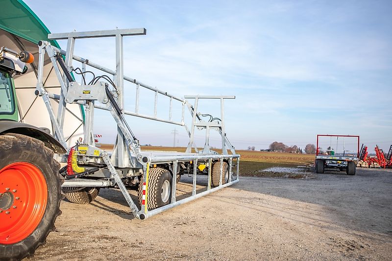 CynkoMet Ballenwagen BW 16 t H2 (Hydraulische Ladungssicherung) Strohwagen
