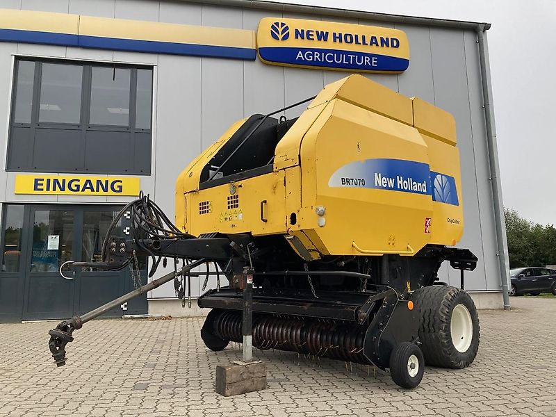 New Holland BR7070 Crop Cutter
