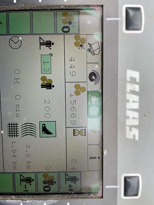 Claas Variant 385 RC