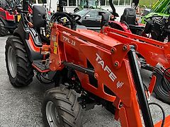 TAFE 6028 H mit Frontlader TFL 28