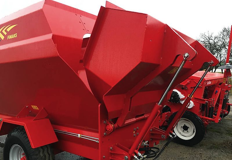 FiMAKS Poziomy wóz paszowy Fimaks FMH I 6m3