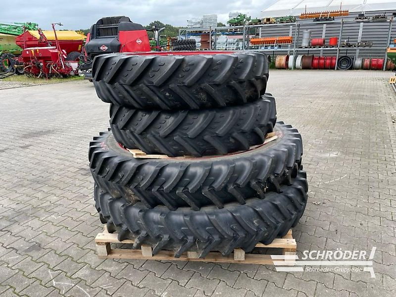 Fendt PFLEGERÄDER 340/85 R36 + 320/90 R54