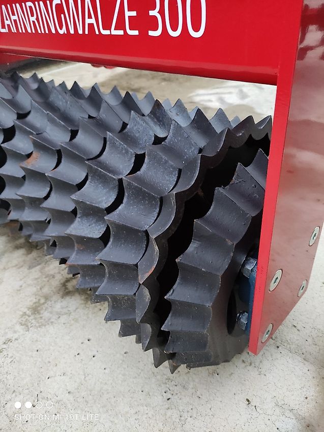 Husch Zahnringwalze 300