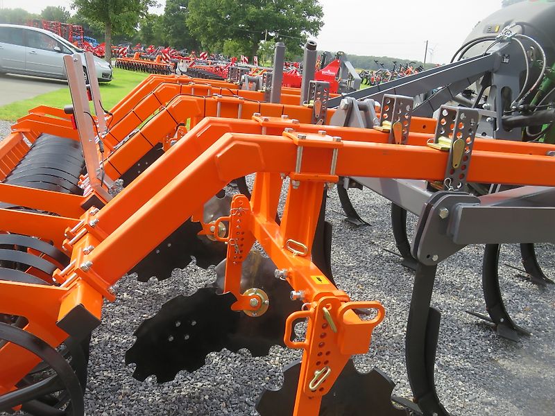 AgroXX TRIPLE-X 4.0-13 ZINKEN MULCHGRUBBER PREMIUM MIT DACHRINGWALZE--