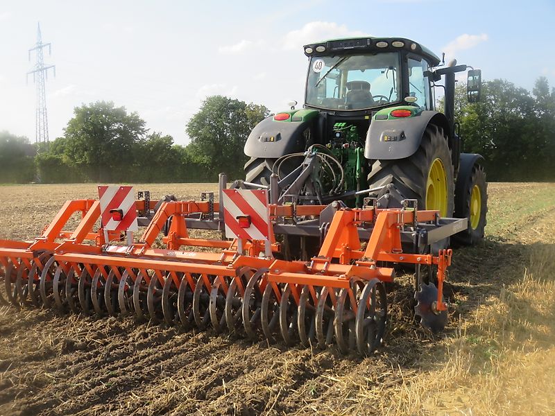 AgroXX TRIPLE-X 4.0-13 ZINKEN MULCHGRUBBER PREMIUM MIT DACHRINGWALZE--