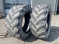 BKT 650/65R38 BKT RT-657 van 12 en 18mm (trekkertrek)