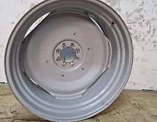 Deutz 18-38 Wiel vast Deutz 161-205-8 ET-105 gebruikt Deutz 18-38 Wiel vast Deutz 161-205-8 ET-105 gebruikt