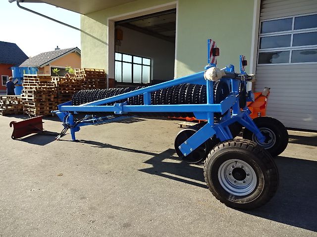 SVD- Cambridgewalze NEU -  8 Meter Sonderpreis Cambridgewalze 8 Meter- Hydraulisch- 3 teilig