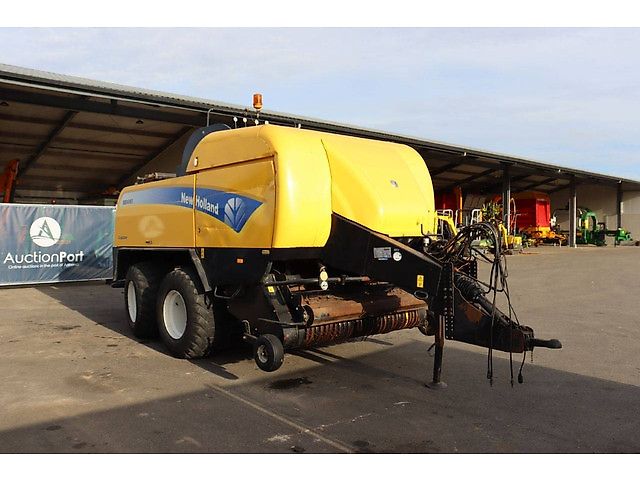 New Holland BB9060