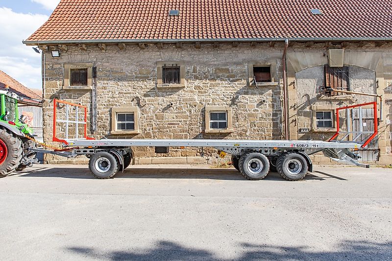 CynkoMet 19 t (T608/3 L) Ballenwagen, Strohwagen