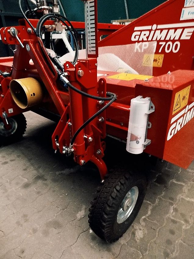 Grimme KP 1700 ; Krautschlegel mit Gummischlegel