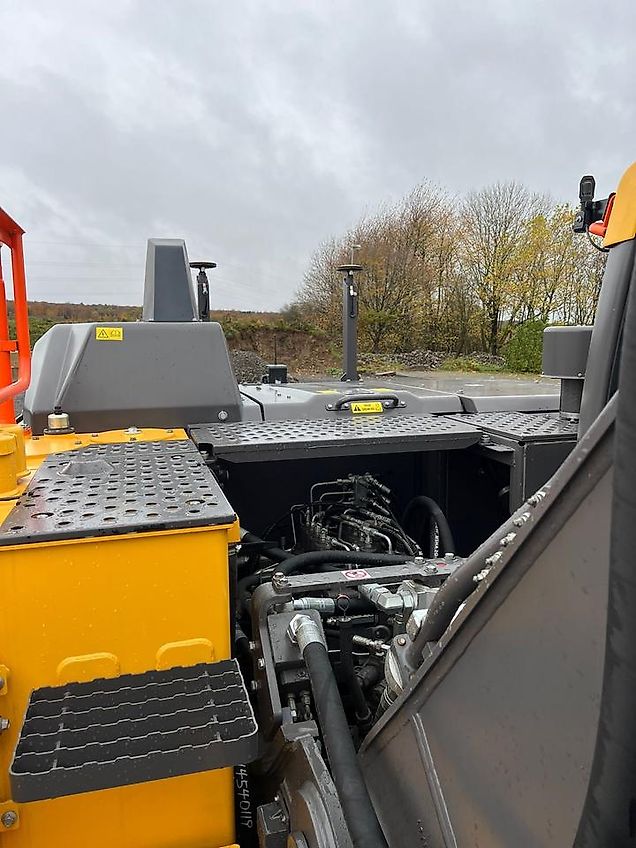 Volvo Kettenbagger EC 220 EL Baujahr 2023 mit Oil Quick 70/55