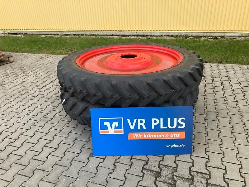 Alliance 300/95R52