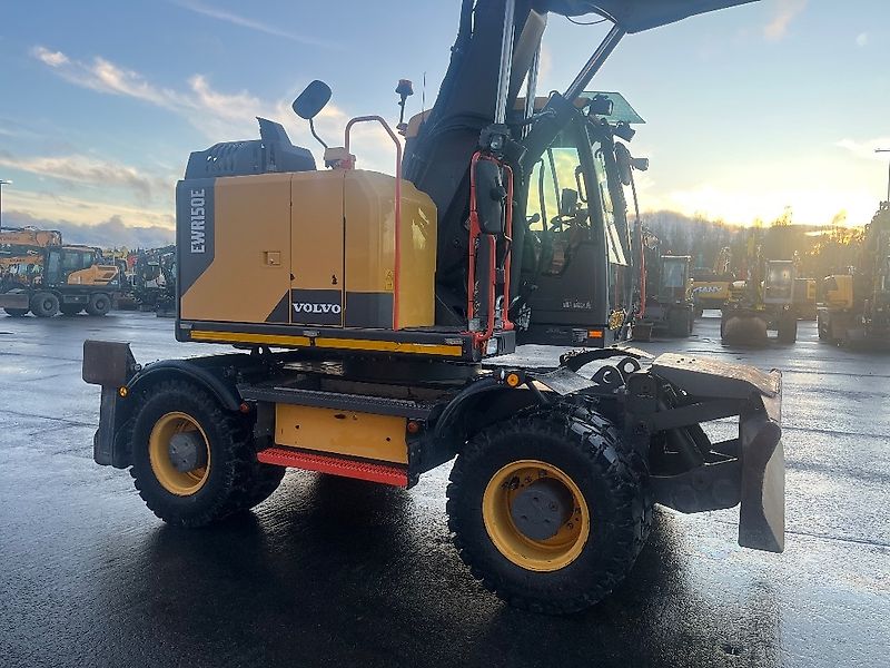 Volvo EWR 150 E / Pyörittäjä, Kauha, Uudet Renkaat!