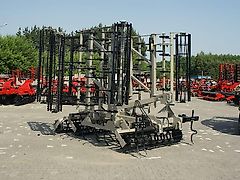 Rolex Saatbettkombination / Hydraulically cultivator / Vibroculteur / Aggregato di coltivazione / Почвообрабатывающий гидравлический складывающийся агрегат / Agregat uprawowy hydraulicznie składany 4,2 m