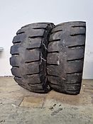Bridgestone 23.5R25 Bridgestone v-steel L5 +/-40MM gebruikt met diversen vulkanisatie plekken
