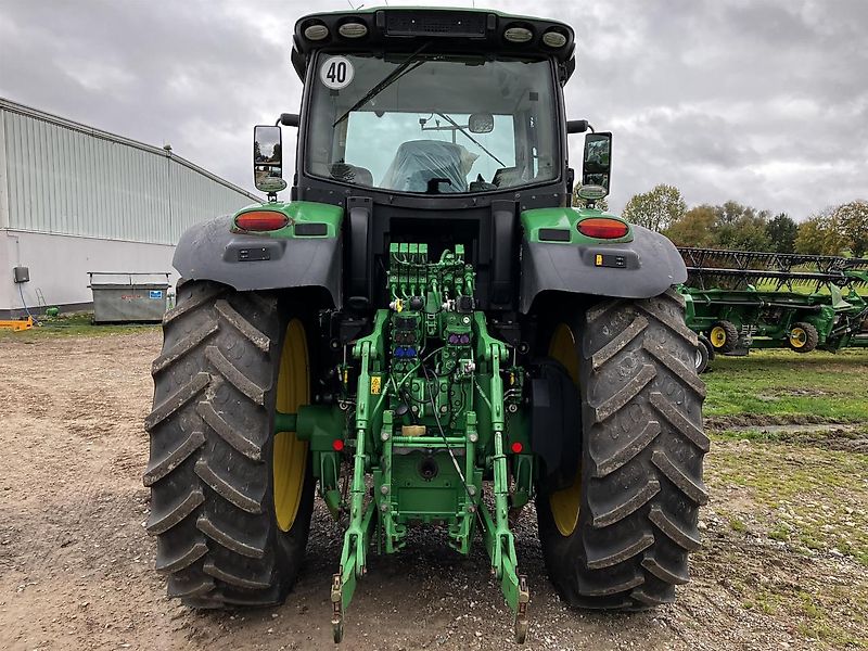John Deere 6230R