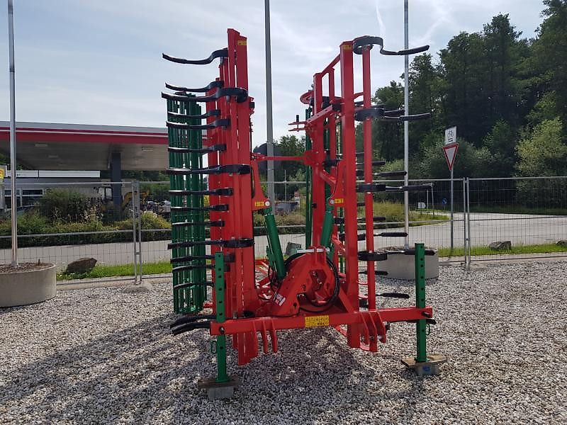 AGRO-MASZ APS 60H mit Meißelschar