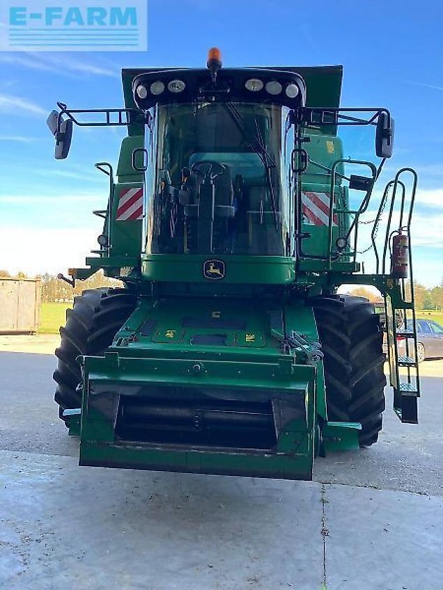 John Deere t560hm