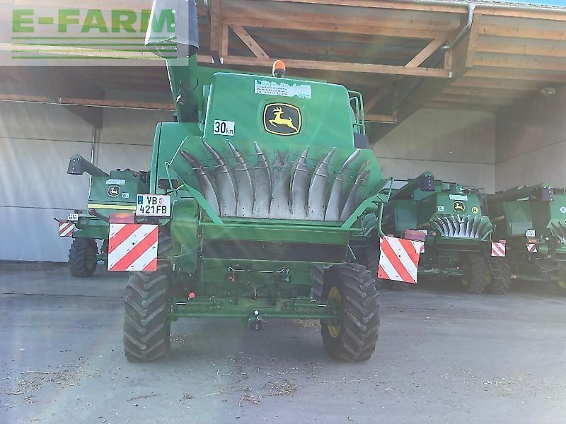 John Deere t560hm