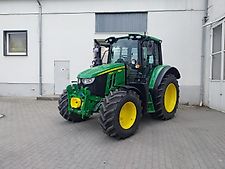 John Deere 6120M