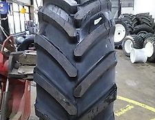 Bridgestone 650/65R38 Bridgestone VX-Tractor demo Bridgestone 650/65R38 Bridgestone VX-Tractor demo