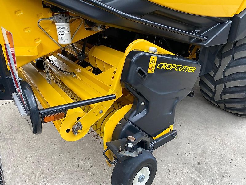 New Holland BB 1290 High Density CropCutter