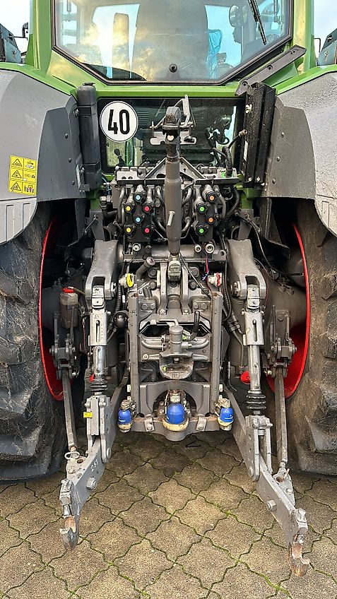 Fendt 828 Vario S4 ProfiPlus