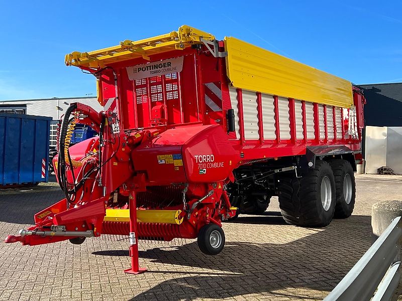 Pöttinger Torro 7010 D Combiline met dwarsafvoerband