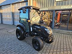 Solis 26 9+9 Panther, mit Kabine und Rasenbereifung Vorführmaschi