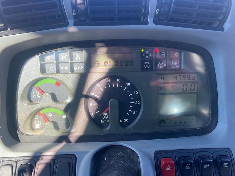 Deutz-Fahr SCHLEPPER AGROTRON M 640